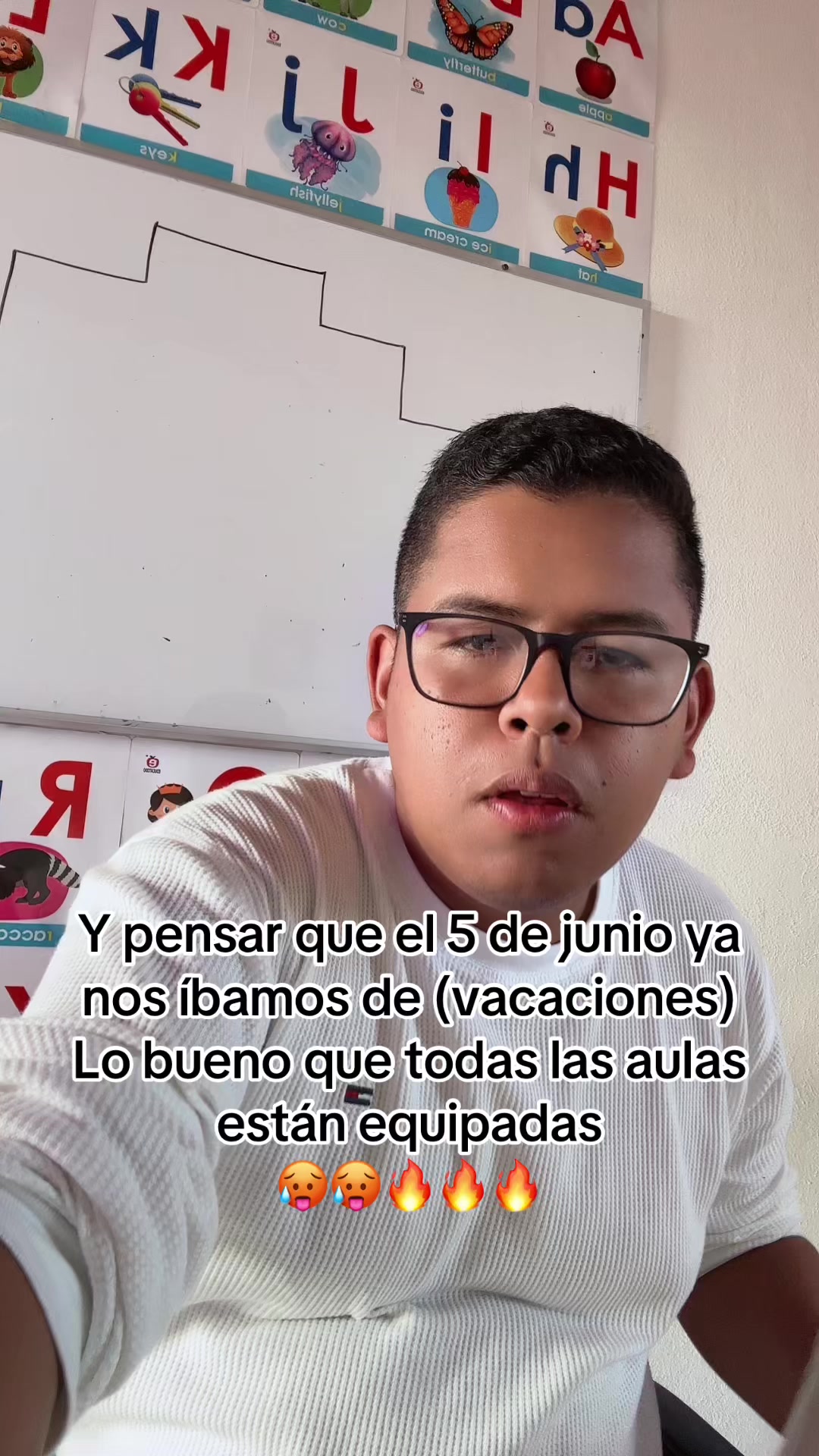 @El Maestro Rom&aacute;n 👨&zwj;🏫