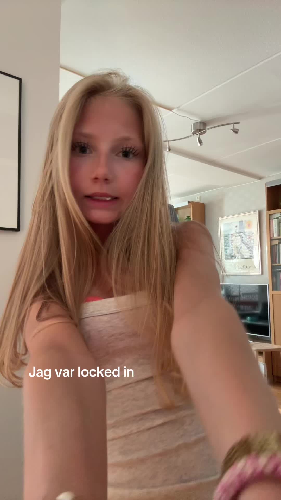@S🦄