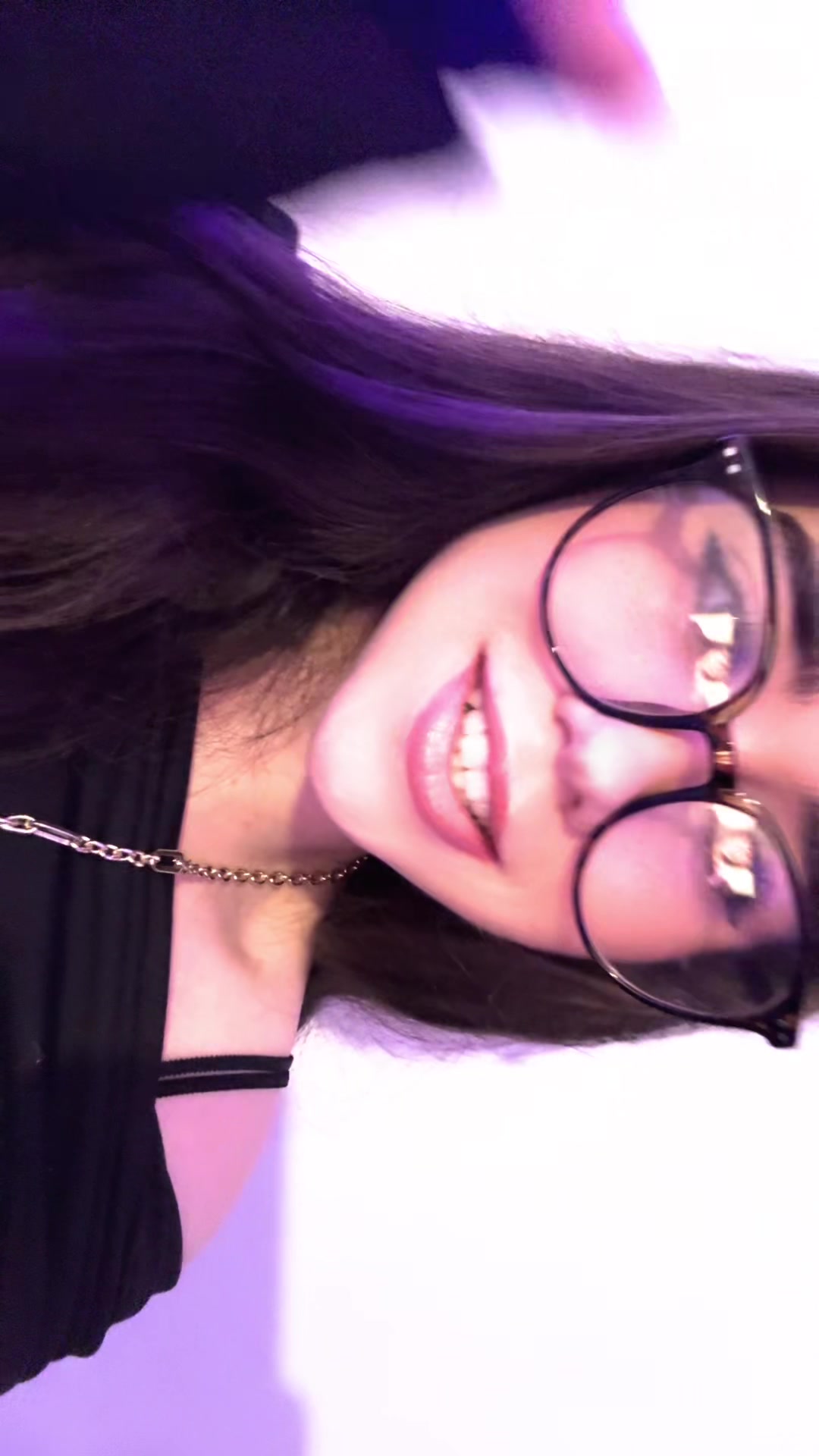 @megs⁷