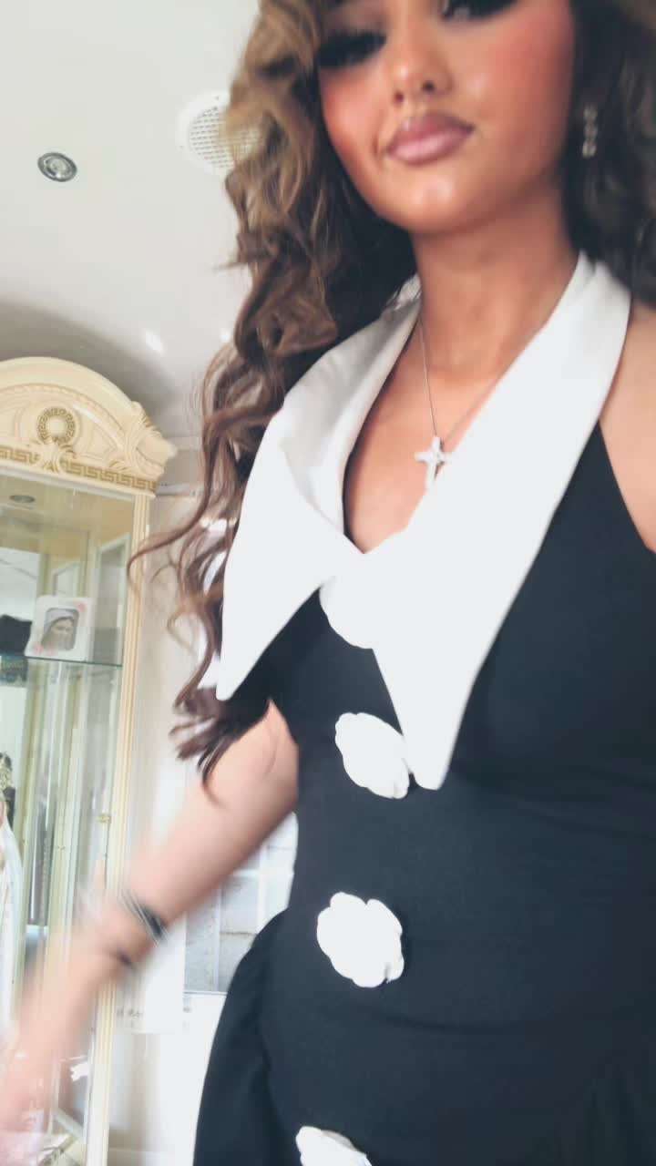 @𝒲𝒾𝓃𝓃𝒾ℯ 𝓂𝒶𝓇𝒾ℯ 👸🏽
