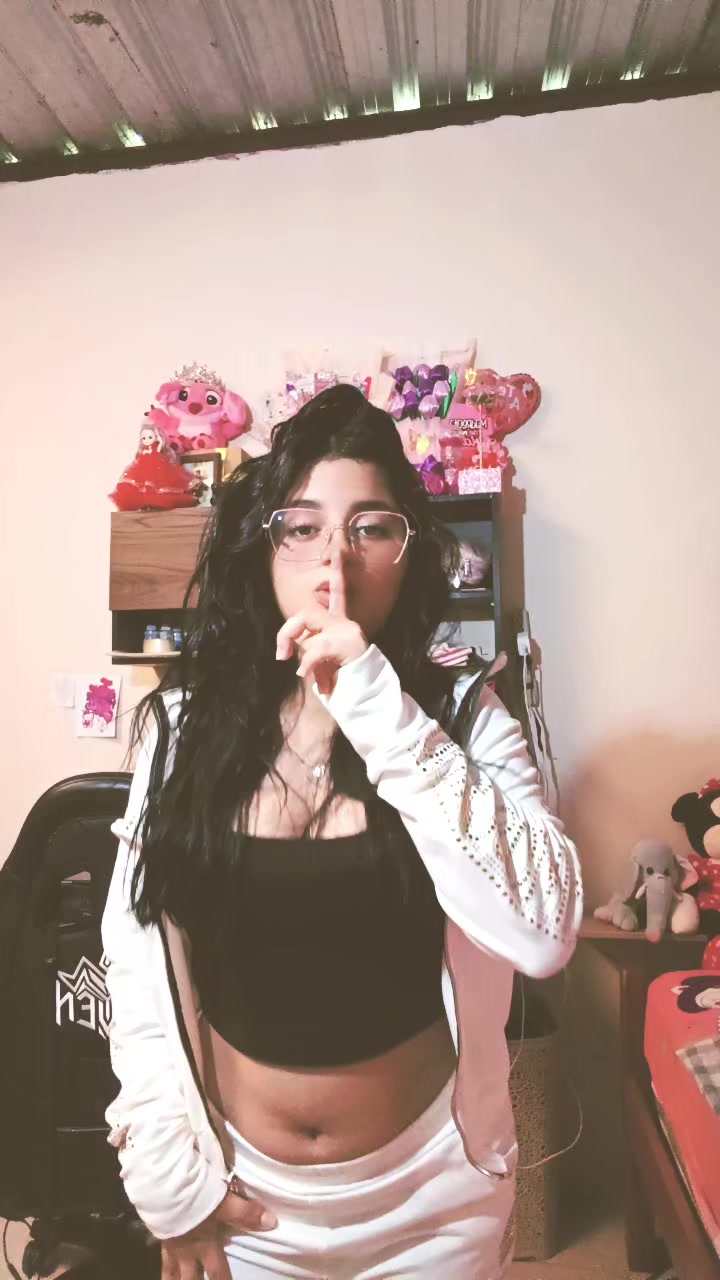 @Liz_🧸.