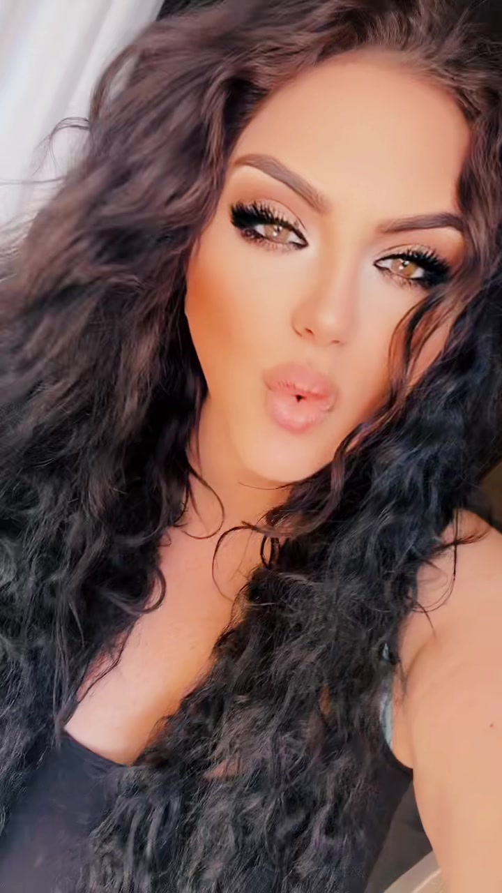 @Melania Ferrara