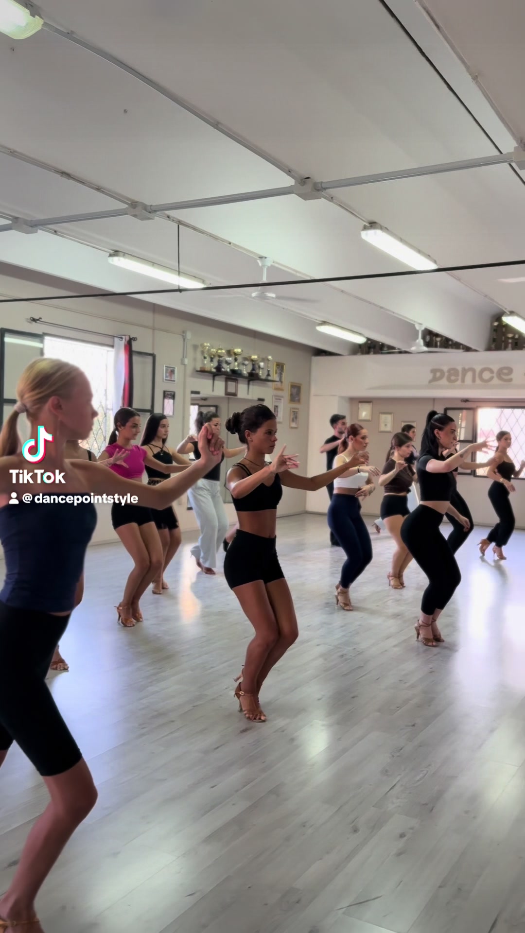 @Dance Point Style