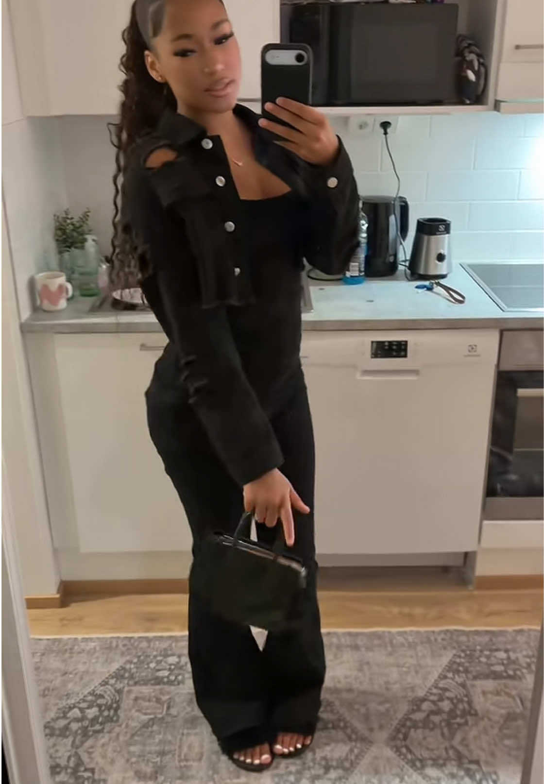 @Anissa