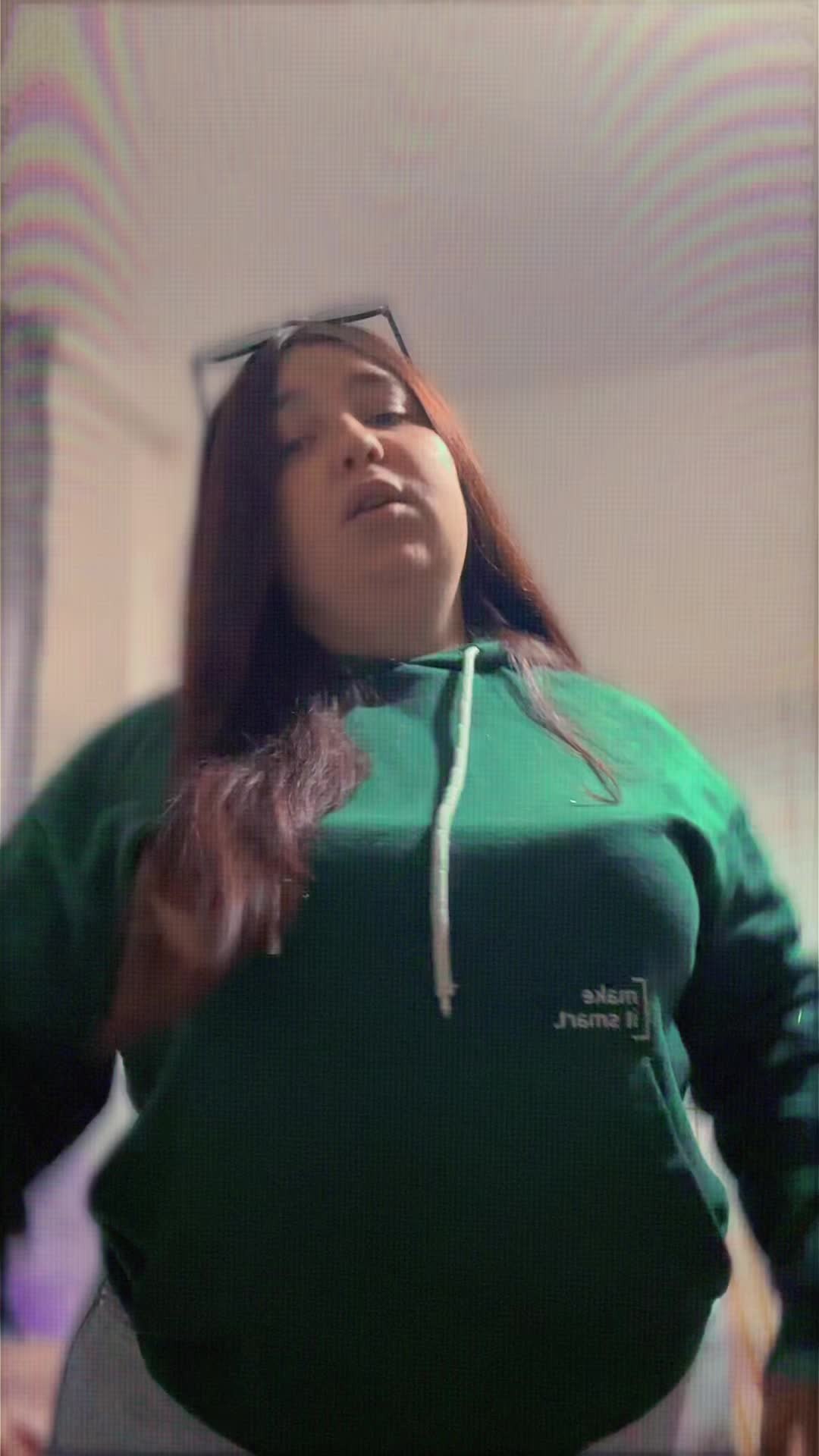 @Valentina💞