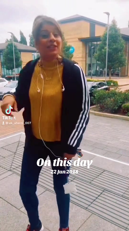 @ⁱᵐ͟͟͞͞☞🇬🇧𝕌𝕂 𝕊𝕙𝕖𝕣𝕟𝕚🐅