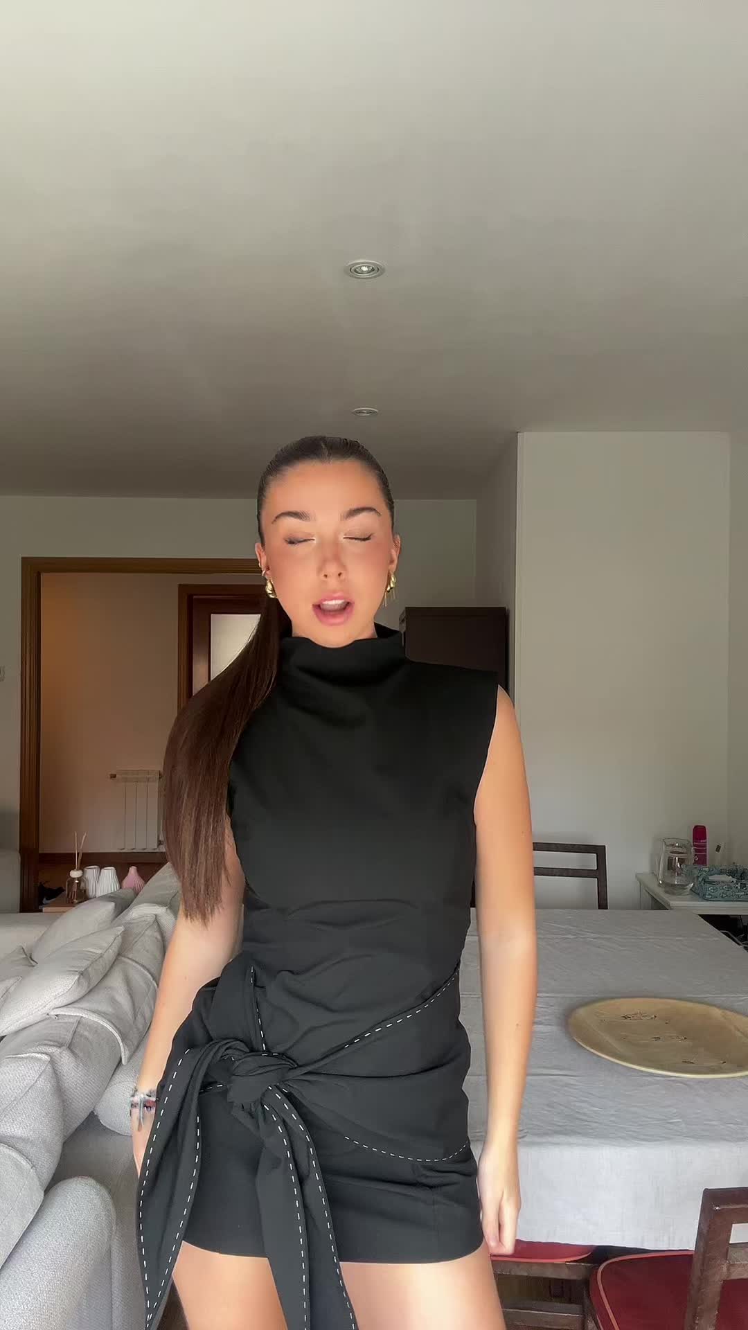 @daniela