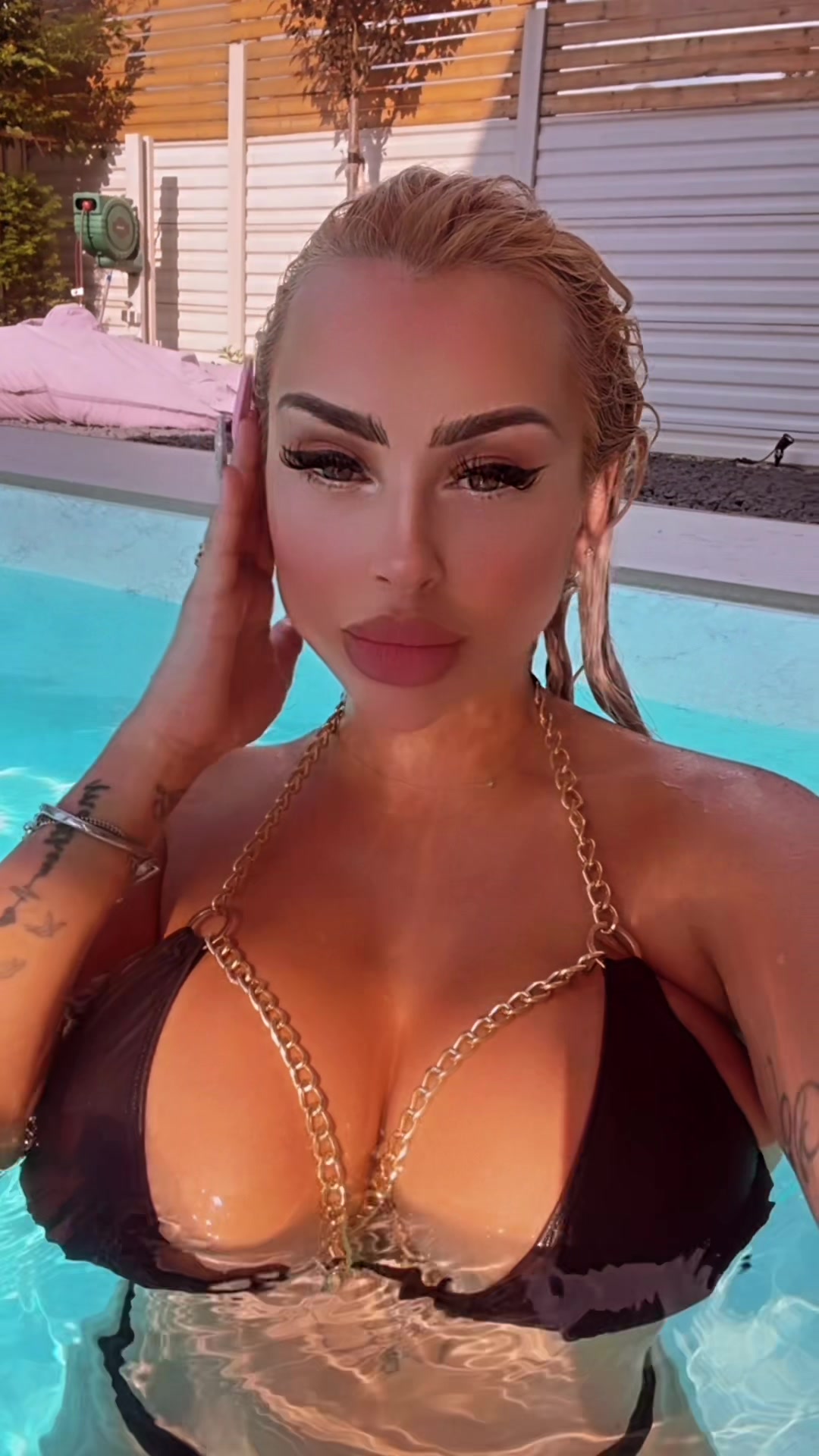 @Daniela Nikoleta Kortis