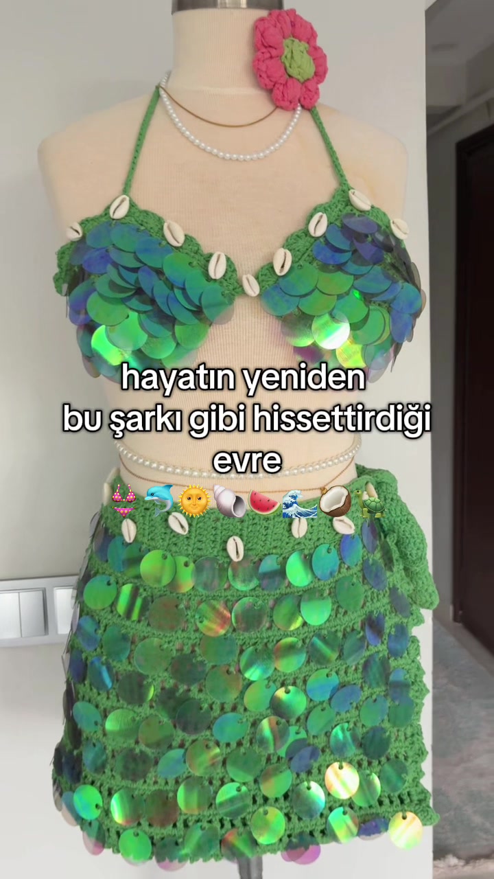 @zeynurvibes