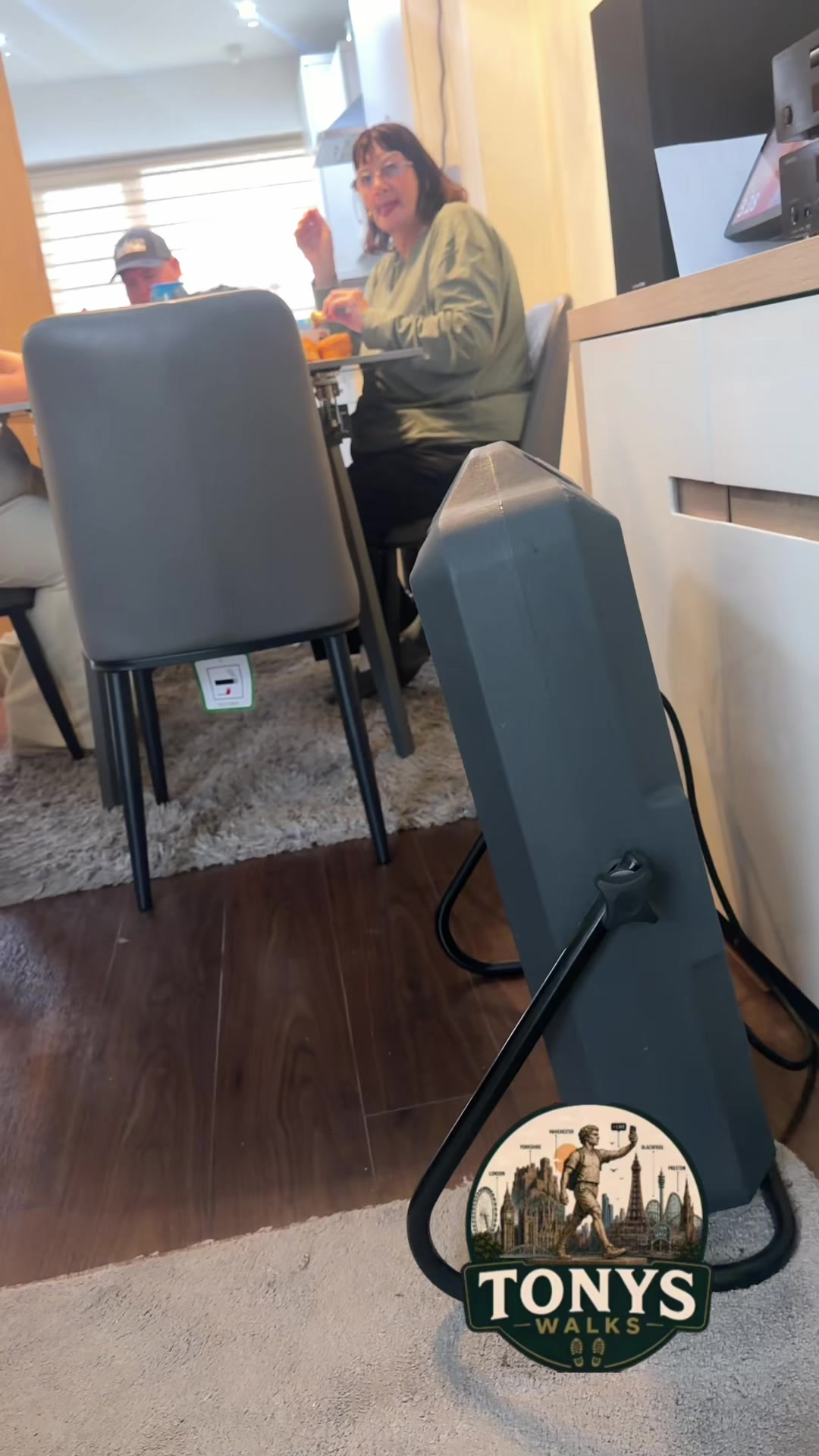 @tonywalks63