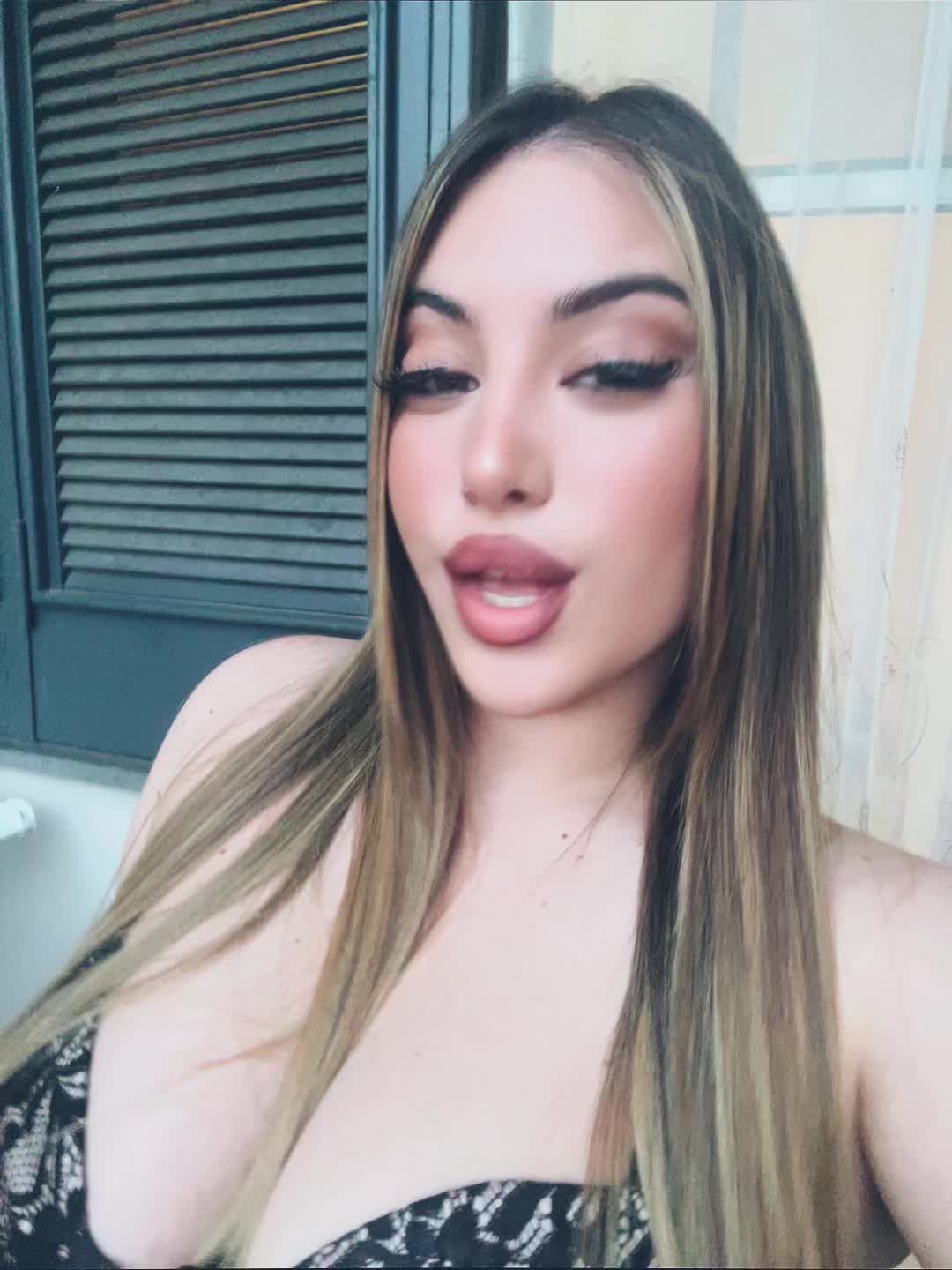 @Esse.17