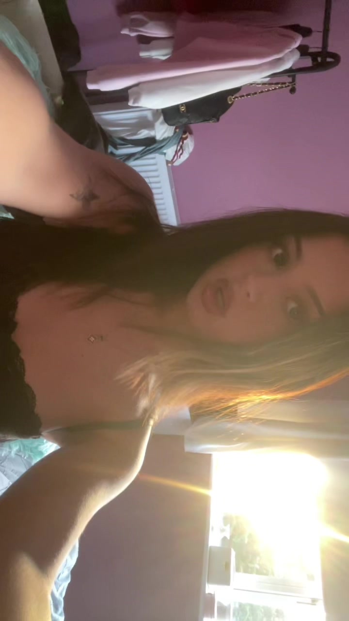 @🦒