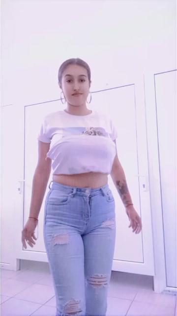 @Alexandra🤍👑