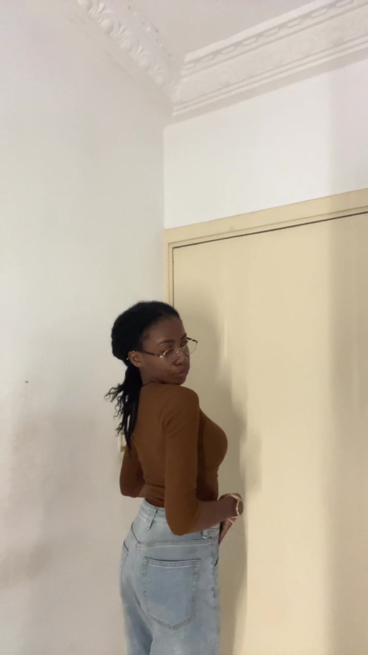 @3MV