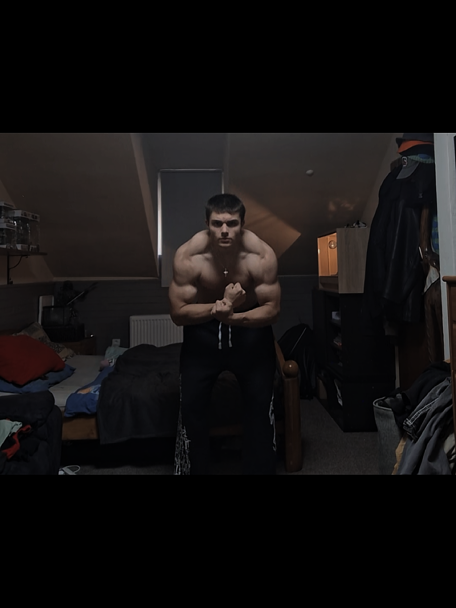 @💪🏻👨🏻&zwj;🦲Bald_Ape✞🇨🇿
