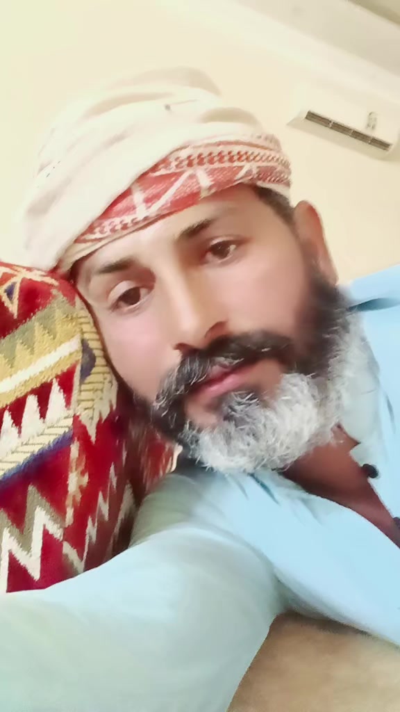 @غلام اكبر