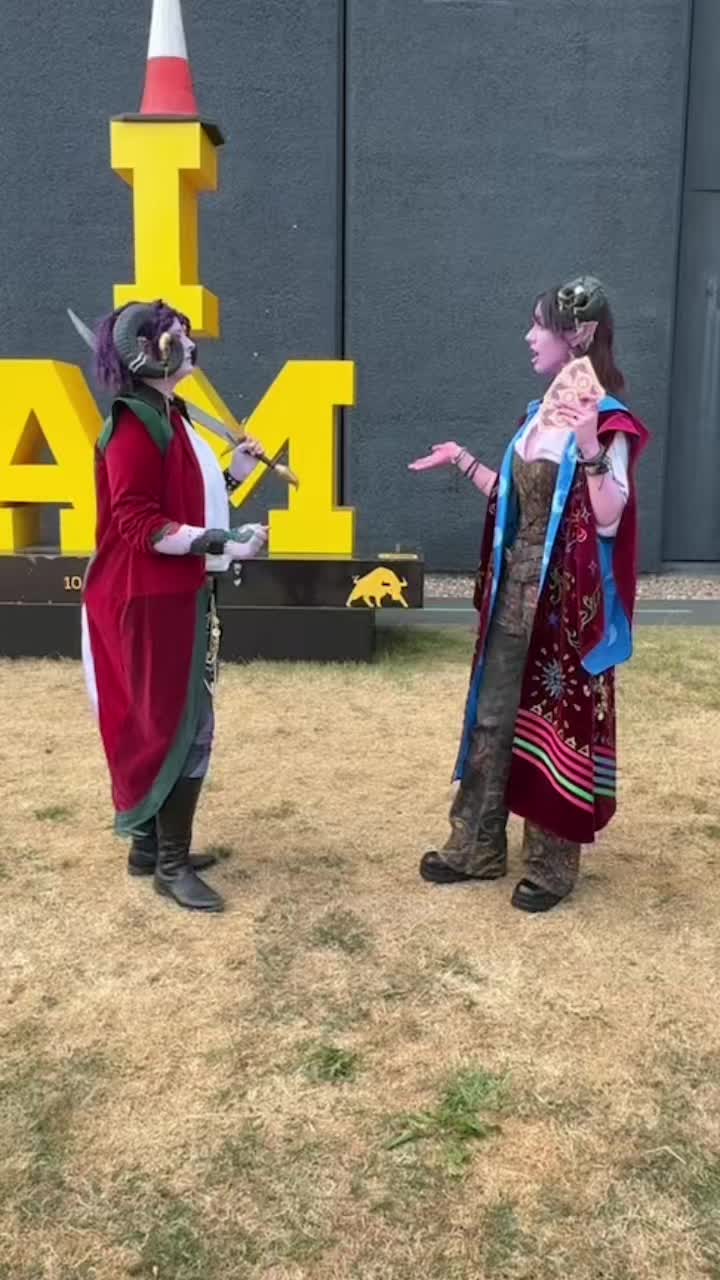 @CosplayerEggg