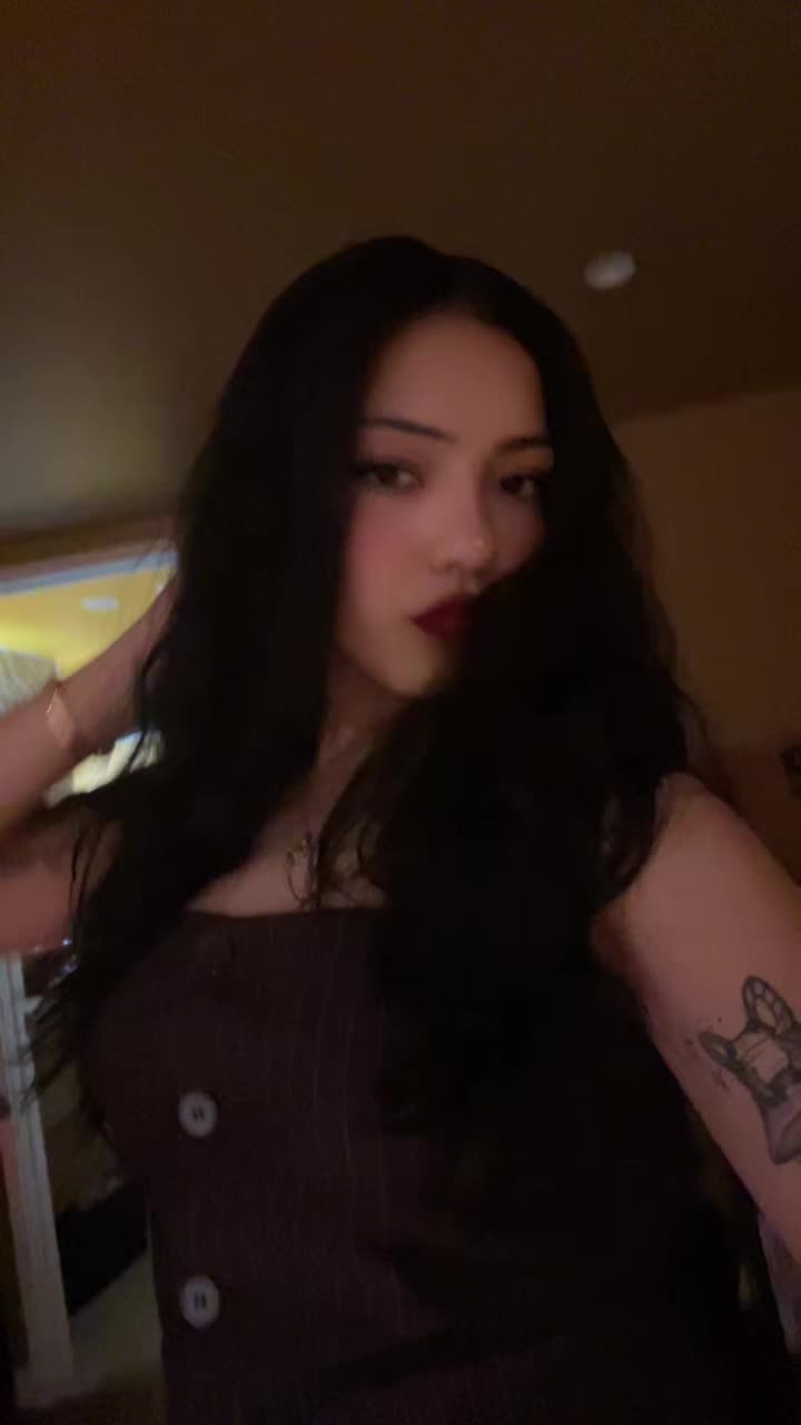 @<3