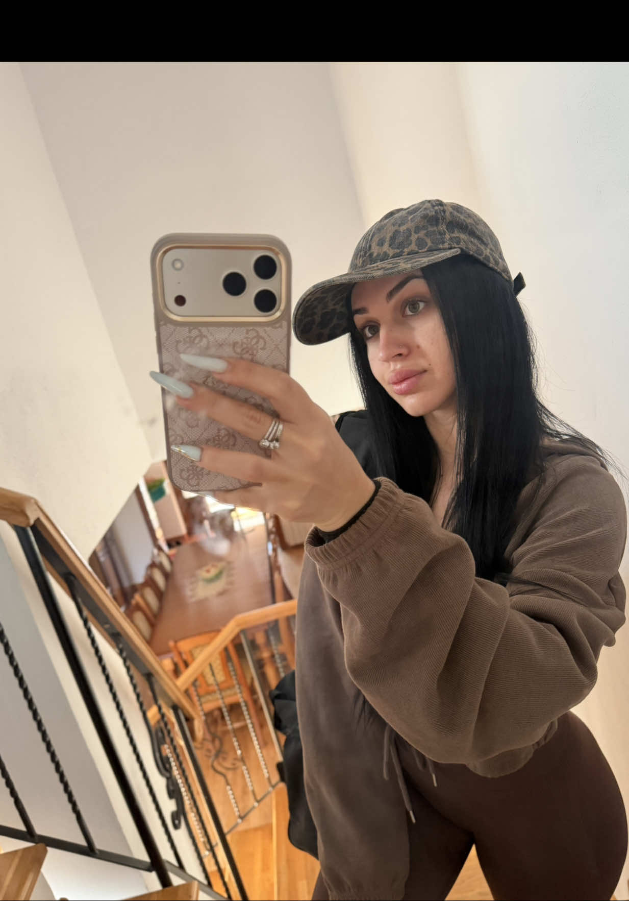@manutzuu_