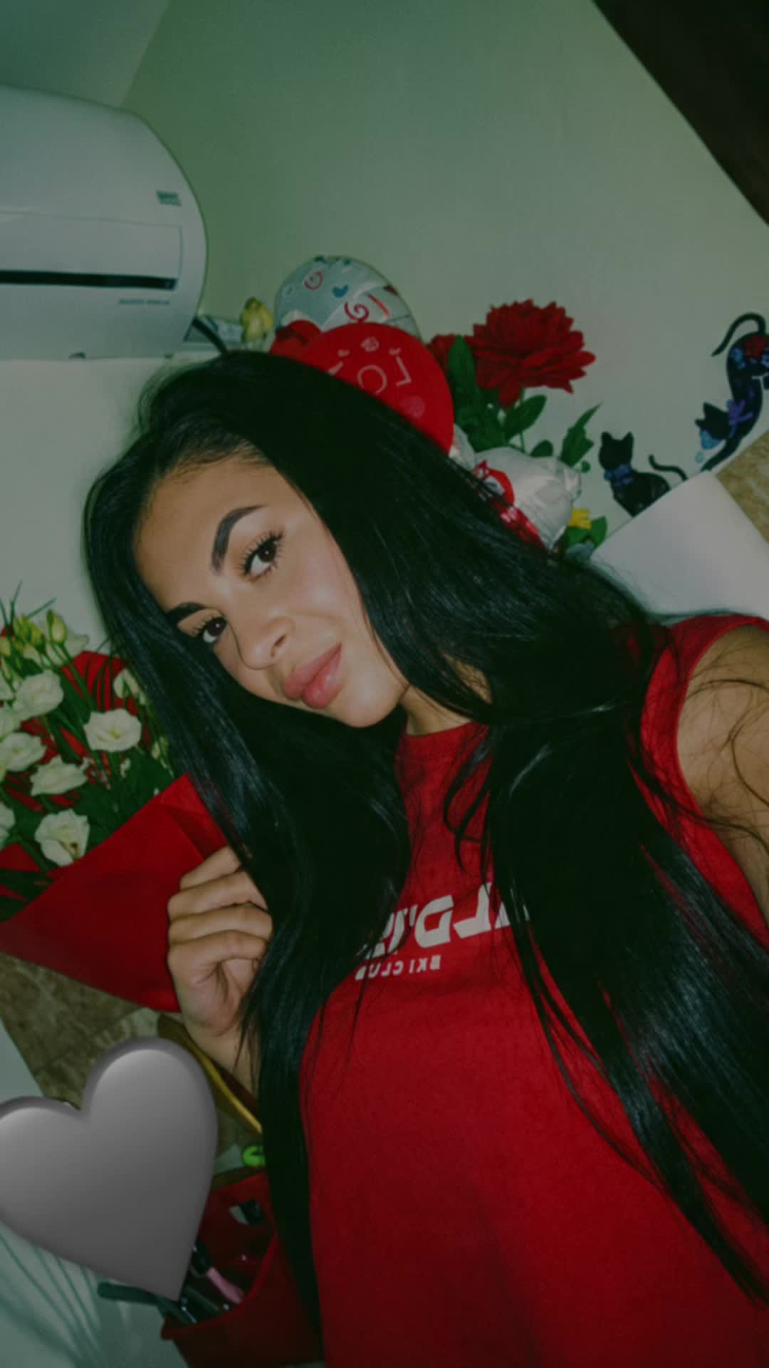@Ela🖤