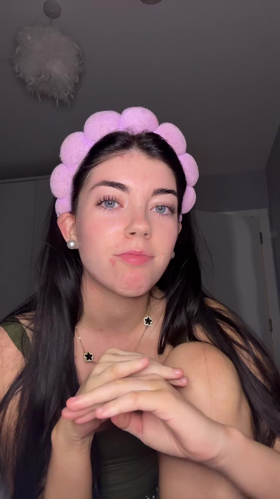 @𝓗𝓸𝓵𝓵𝔂-𝓡𝓸𝓼𝓮🍒