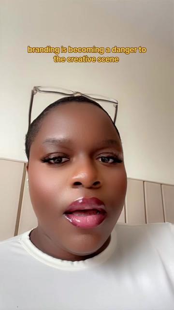 @Adéníkè