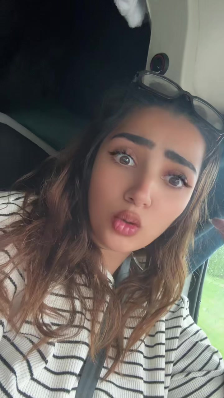 @Elena_Cipriana03