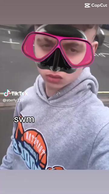 @strxly258