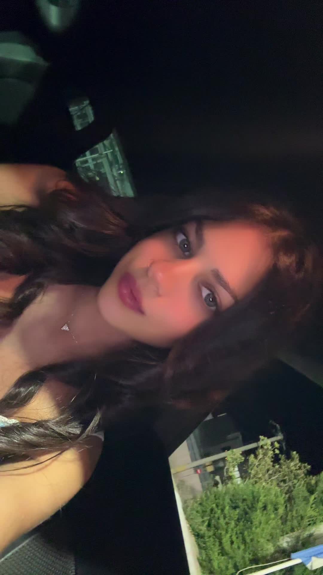 @R 👸🏽