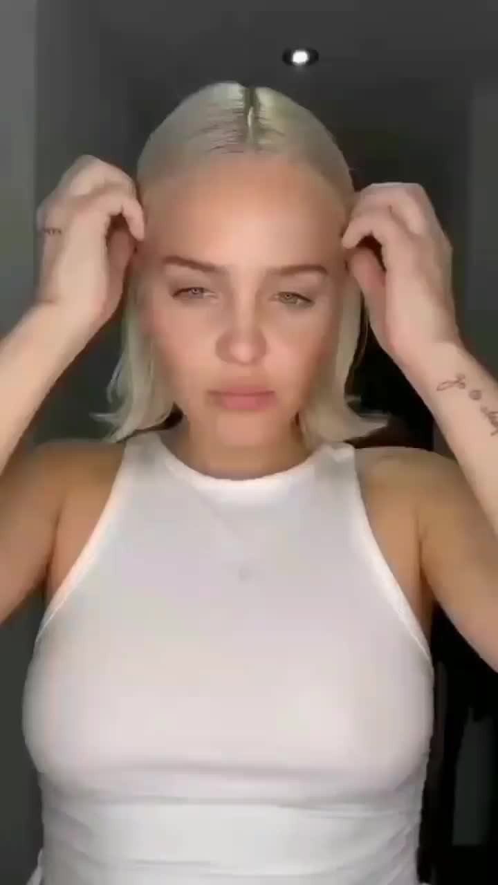 @Liane | Anne-Marie Fan page