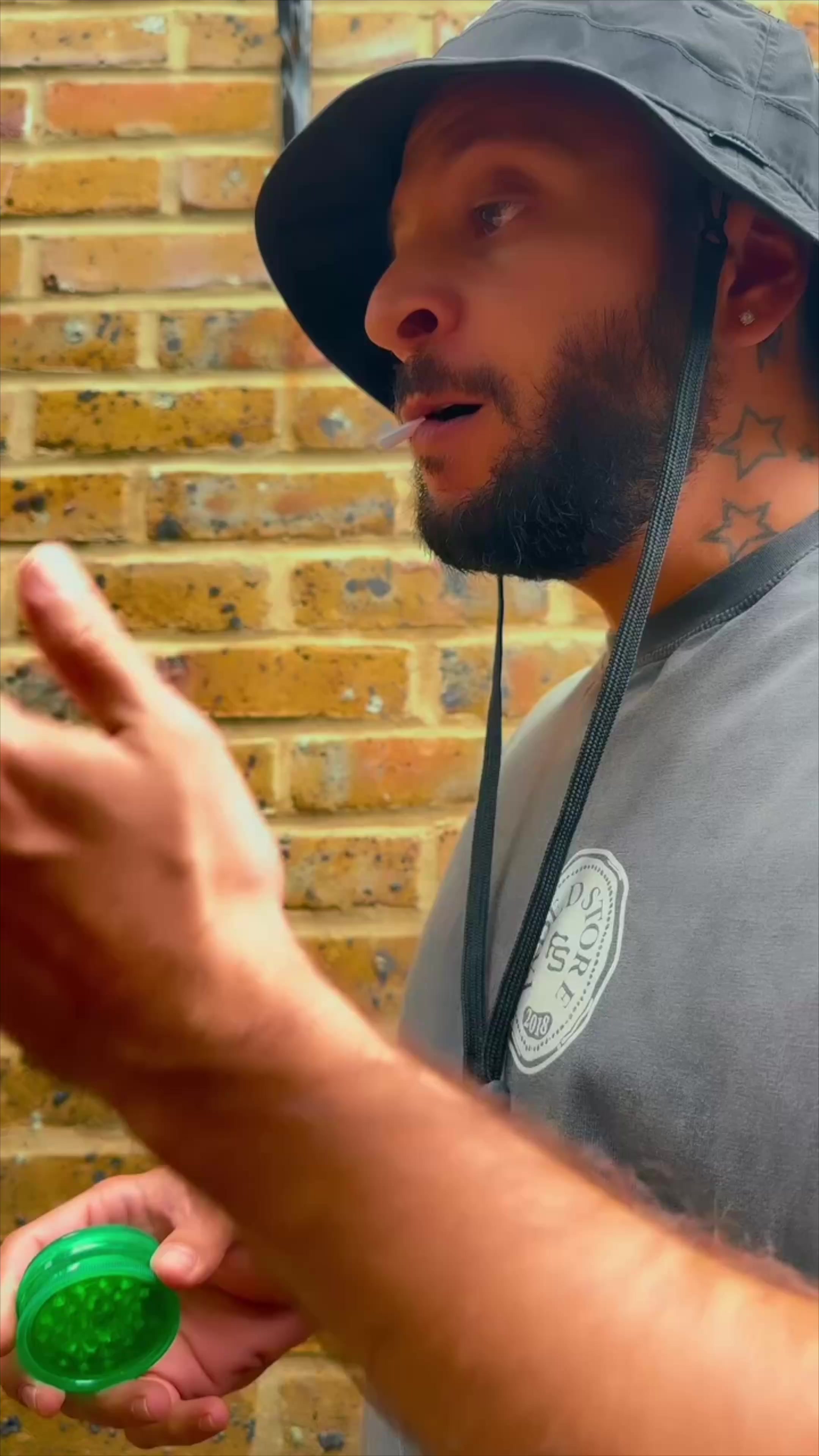 @Manlikehaks
