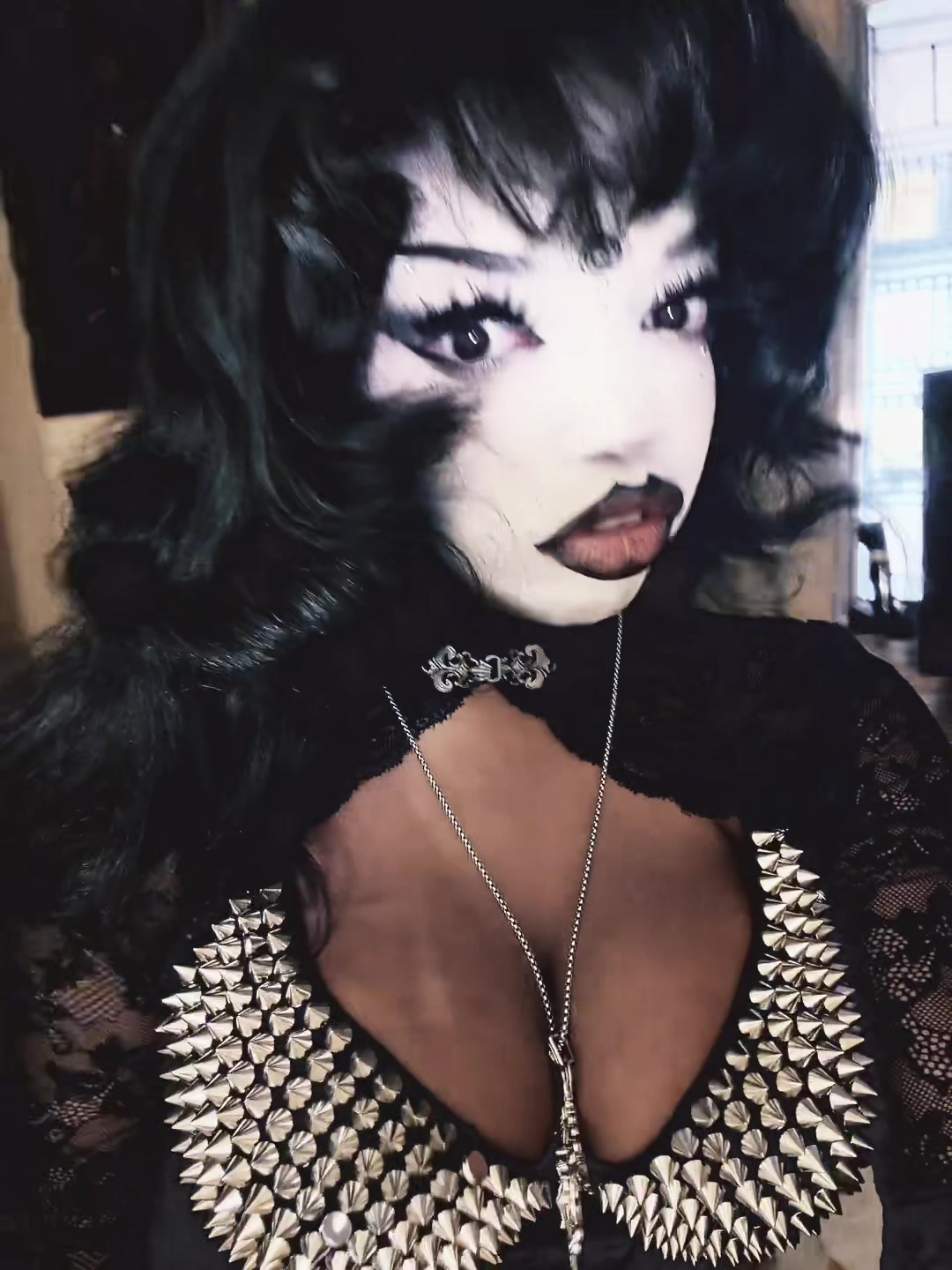 @✰.