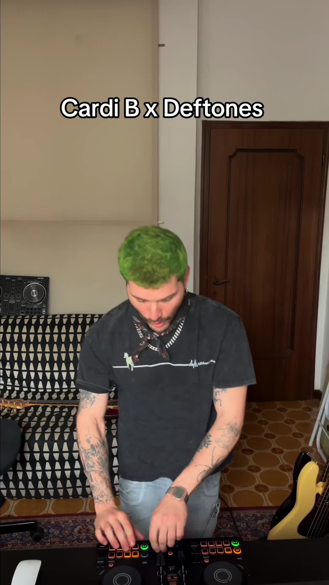 @Moonet