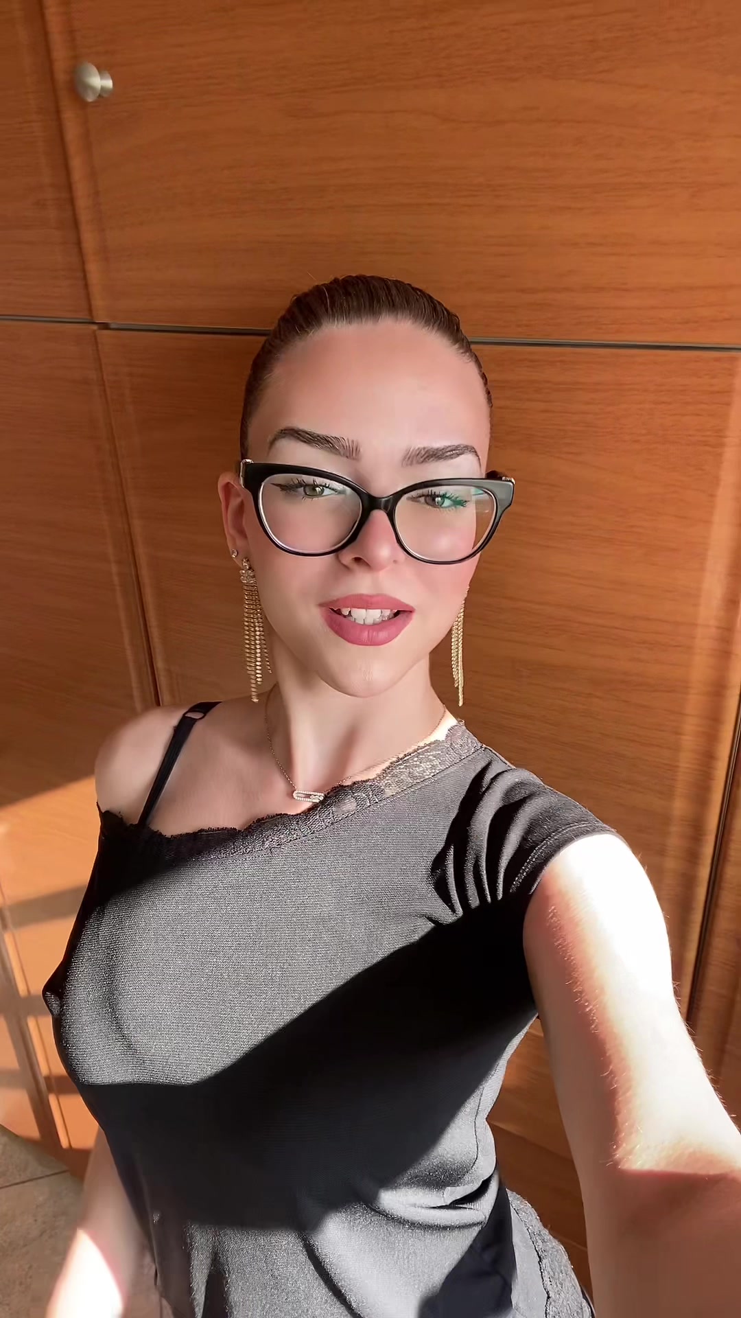 @𝐸𝑙𝑒𝑛𝑖𝑖𝑖🌹