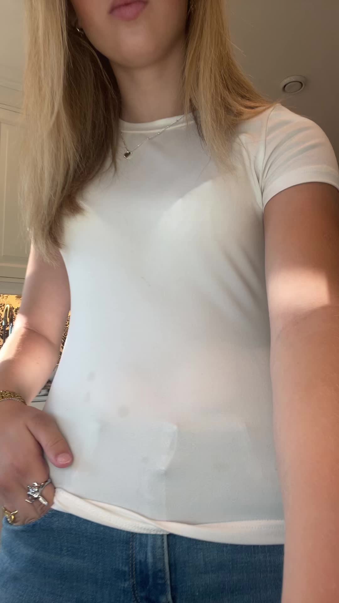 @Nicolineasland