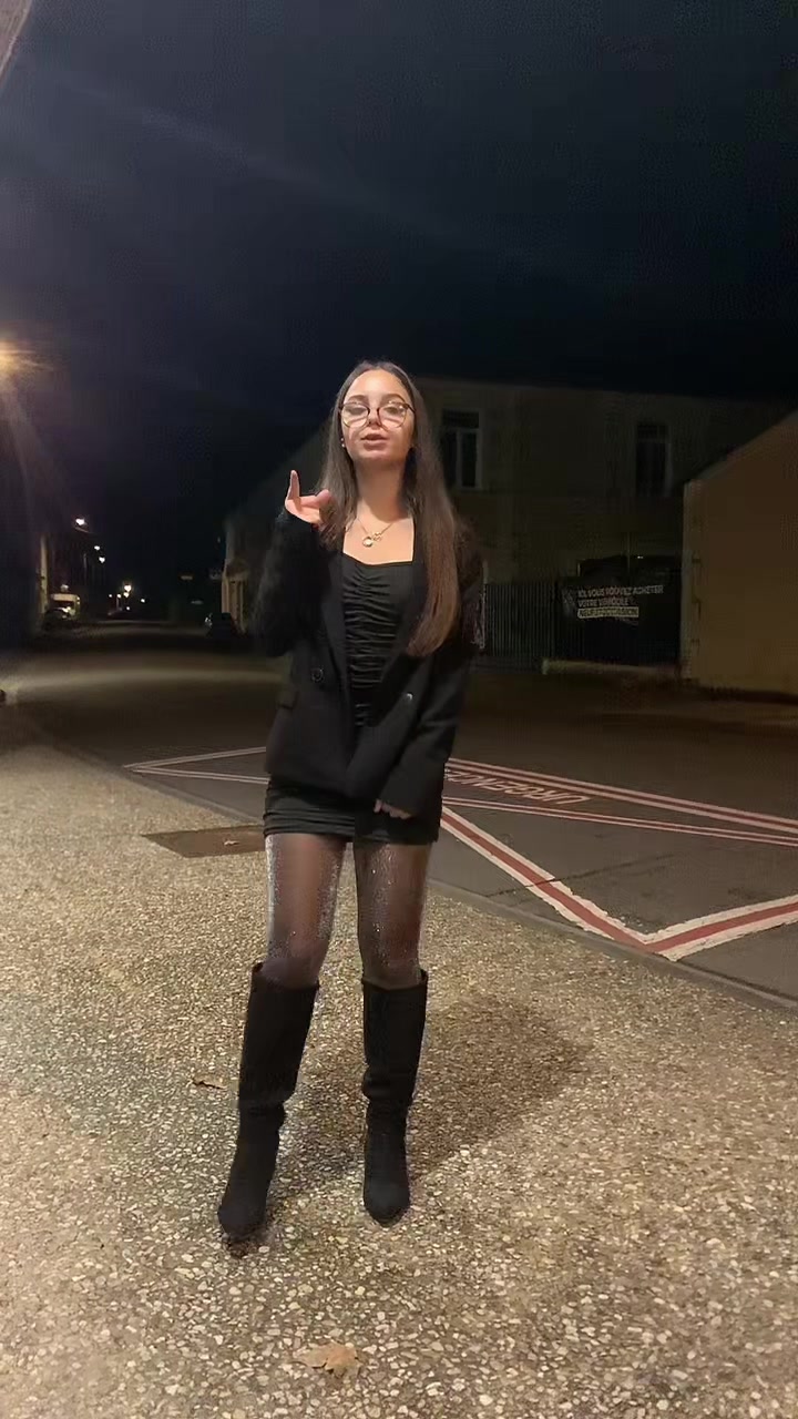 @𝒞𝒽𝓁ℴℯ ꨄ
