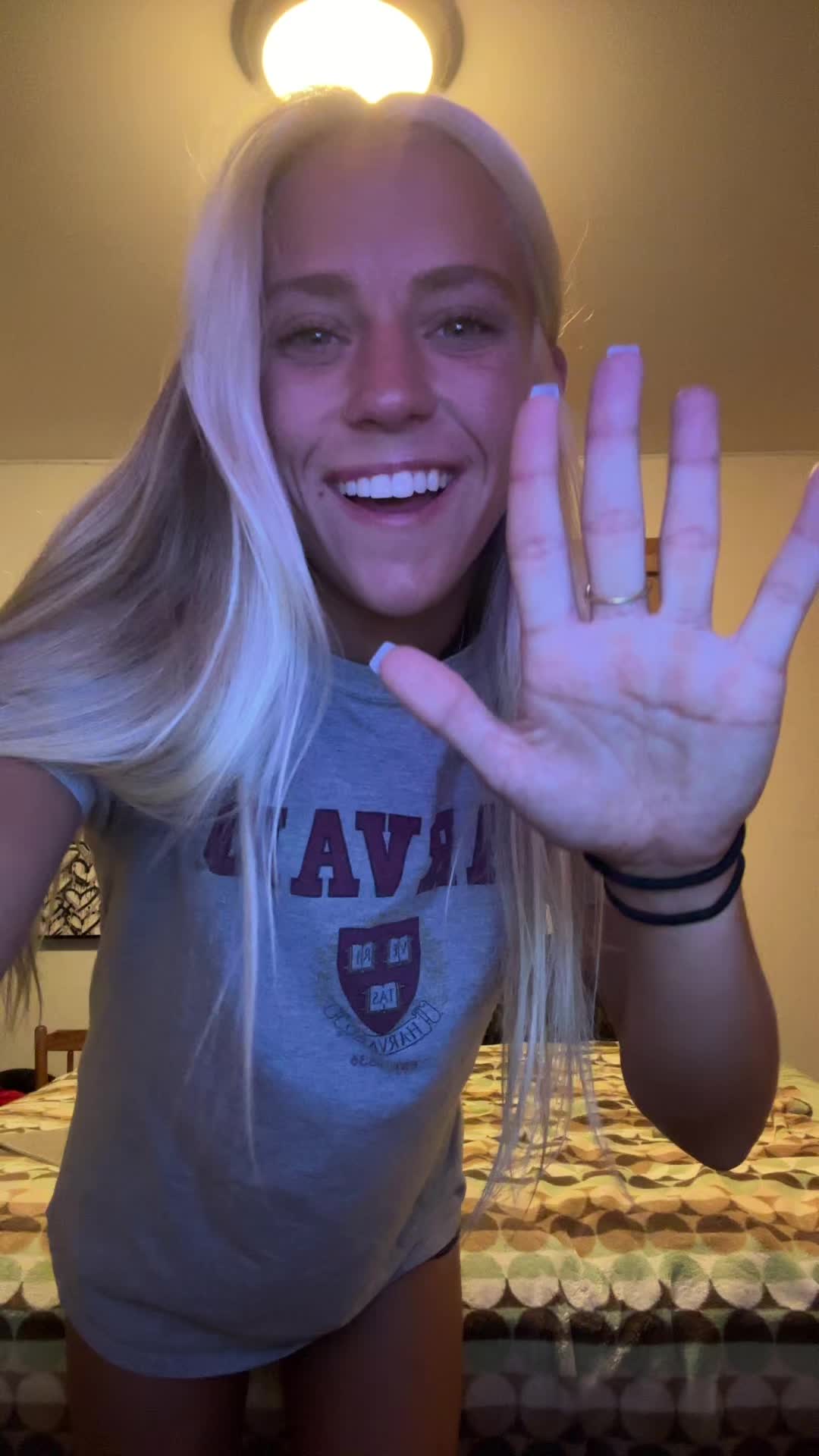 @𝐌𝐢𝐬𝐬𝐥𝐲𝐬𝐬