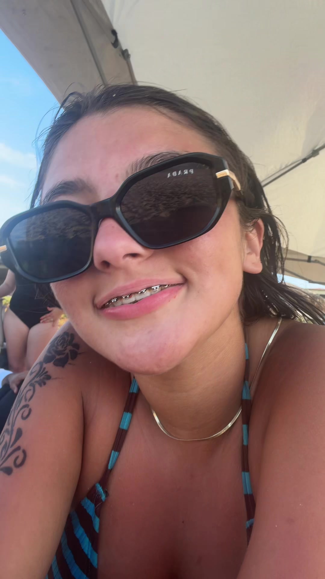 @annefrickenlise
