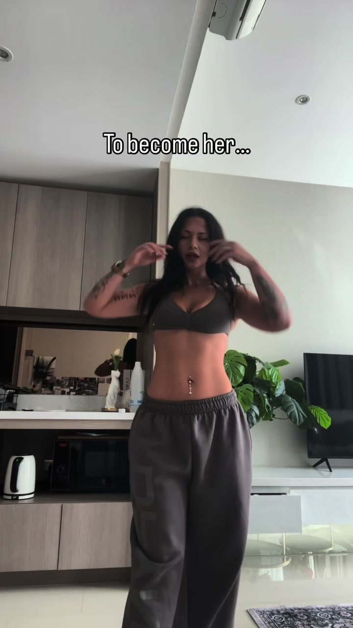 @Sophia