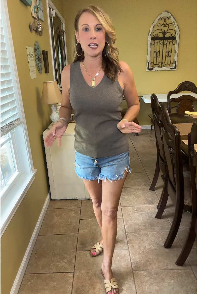 @Britney | Teacher+Mama+ Wife