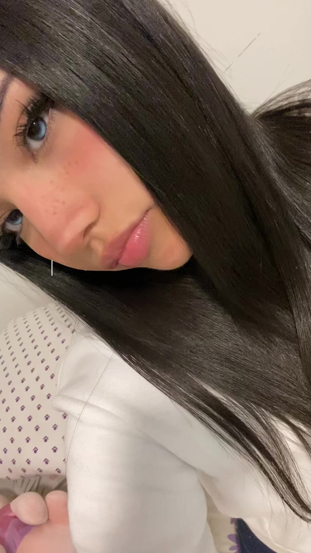 @…