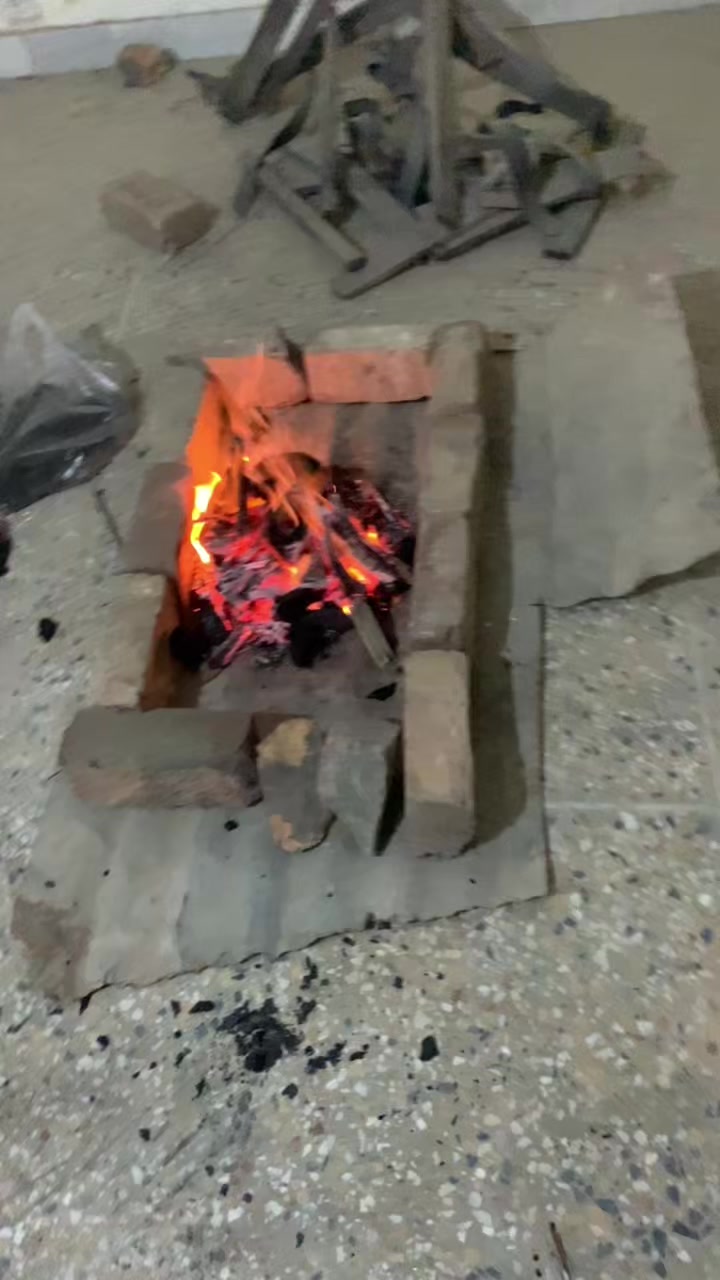 @Zubair pathan🤬