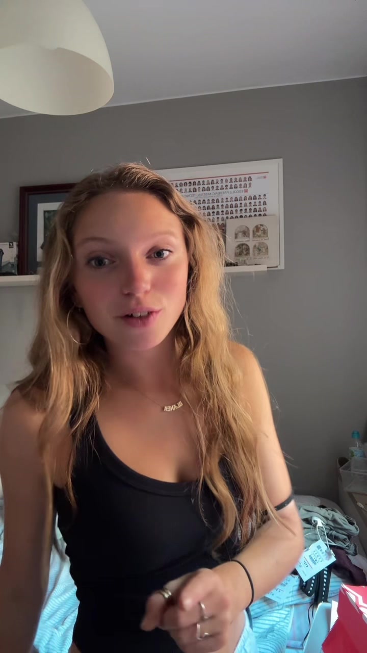 @MERYYY