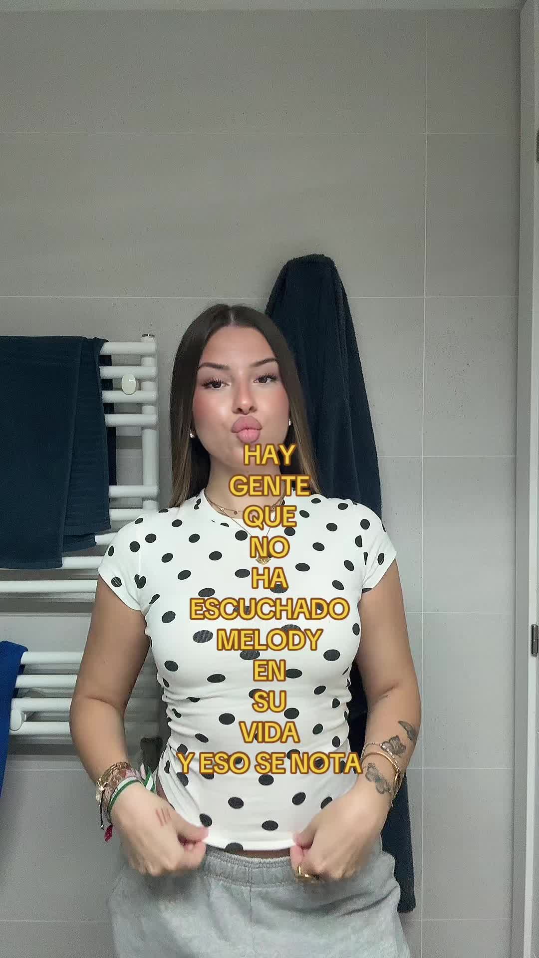 @Lucia🖤