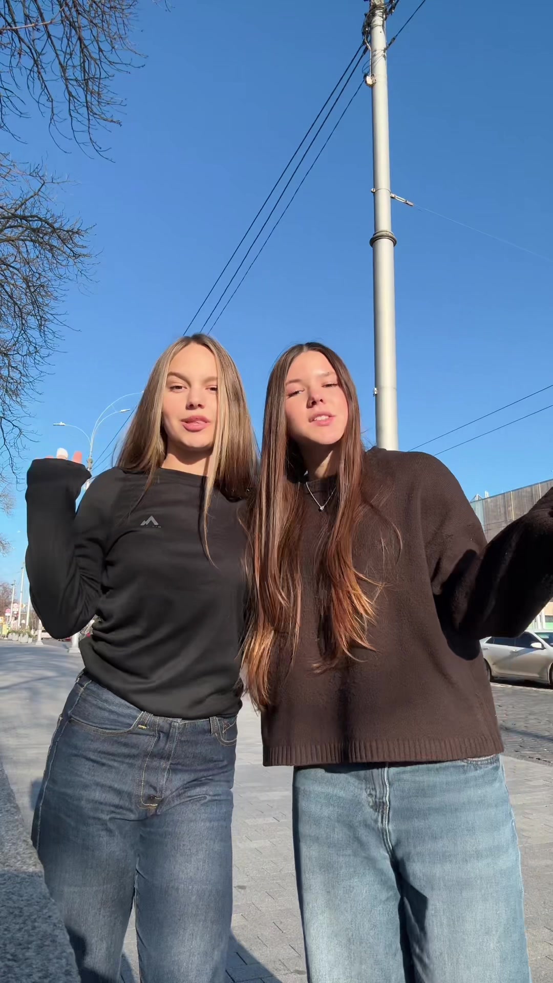 @юля