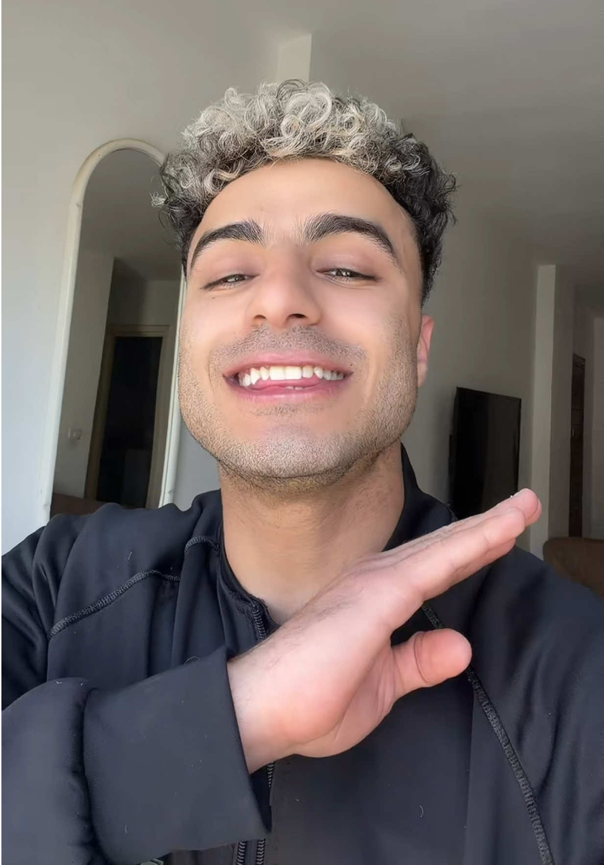 @ابو ضحكه جنان 😄