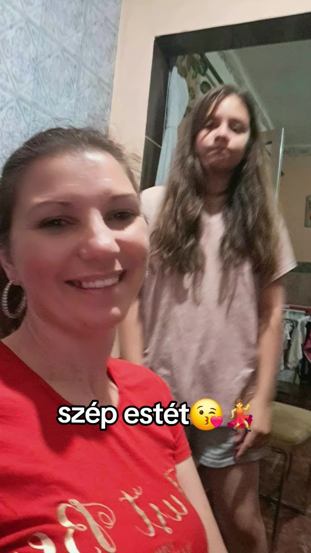 @Klaudia30