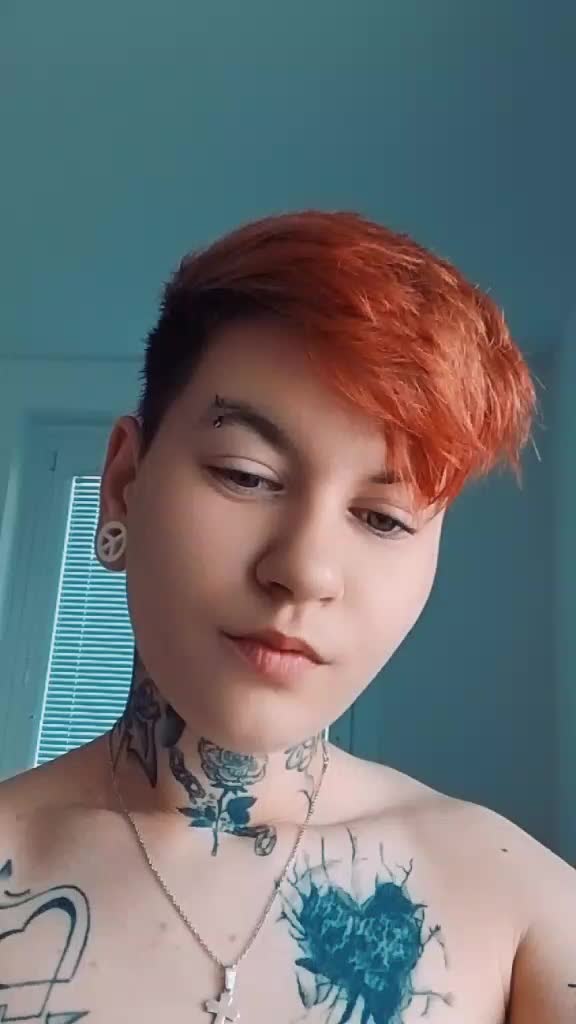 @Bettina Bar&aacute;t516