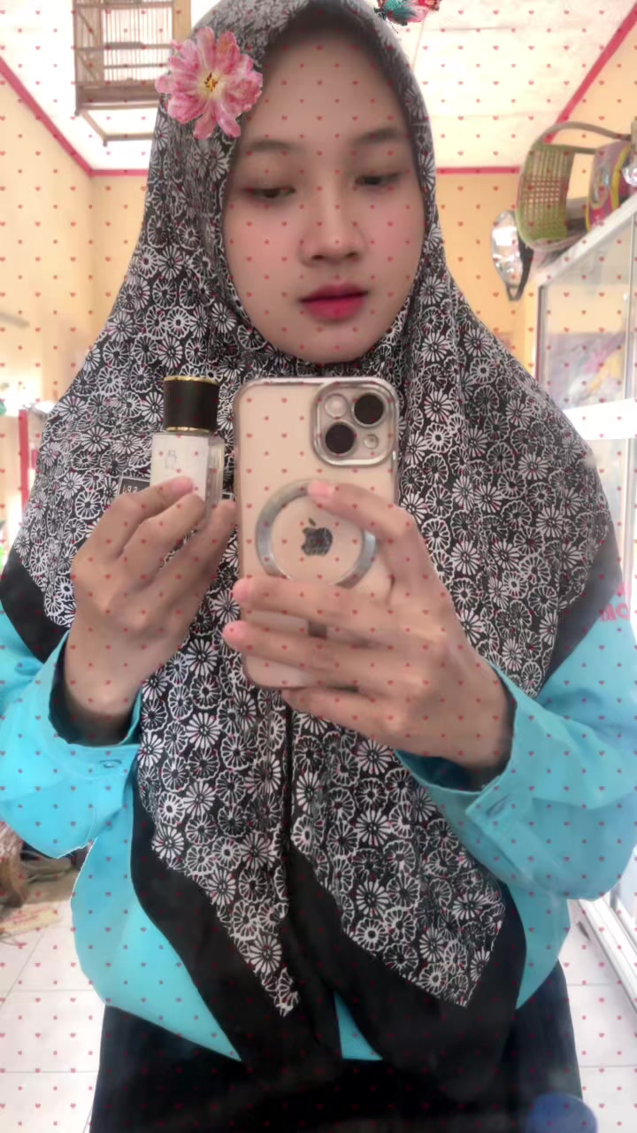 @Indah Khoerun Nisa, S. Pd 🌻 ♡