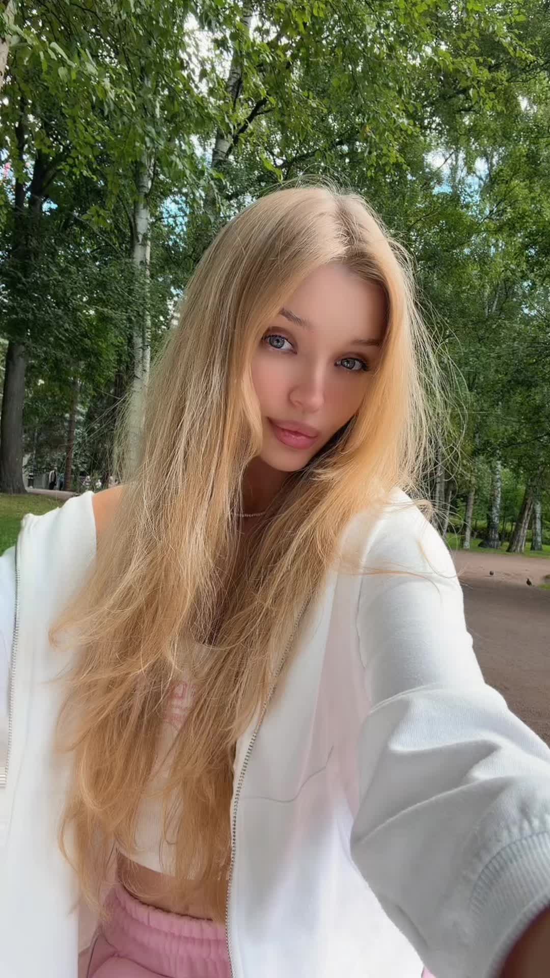 @Aurora🕊️